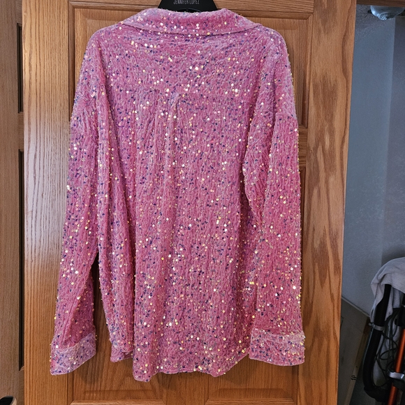 Boutique White Birch Pink Sequin Top - Picture 2 of 3